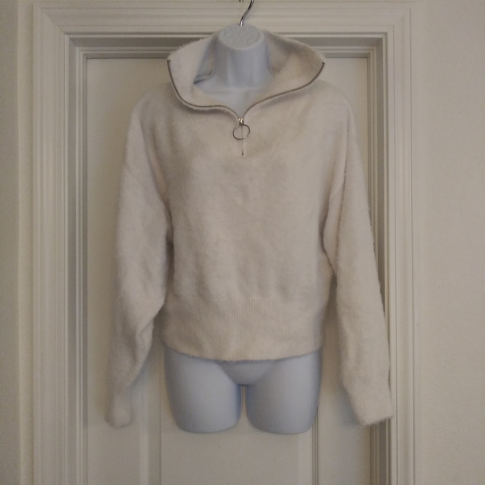 H&M Half Zip White Pullover Sweater